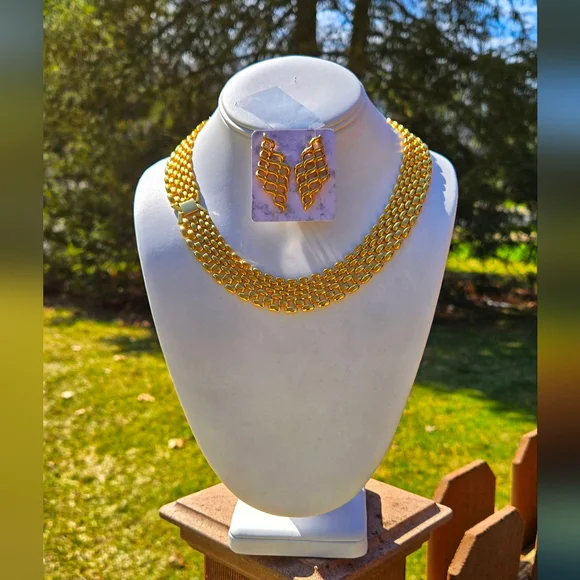 Vintage Premier Designs Panther Link Collar Necklace Gold Tone / Avon Eartings - Picture 13 of 16